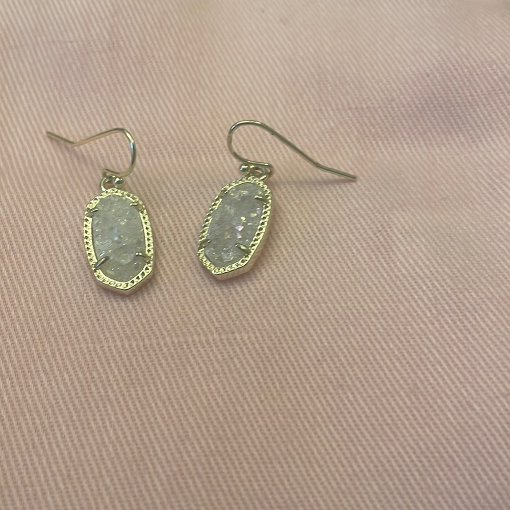 Kendra Scott dangles
